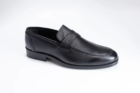 Why Pure Leather Makes a Difference in Premium Footwear 